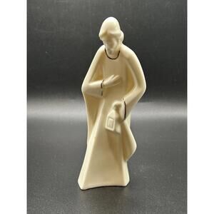 Mikasa Holy Night Nativity Figurine Ivory Gold KT421  Joseph Fine Porcelain